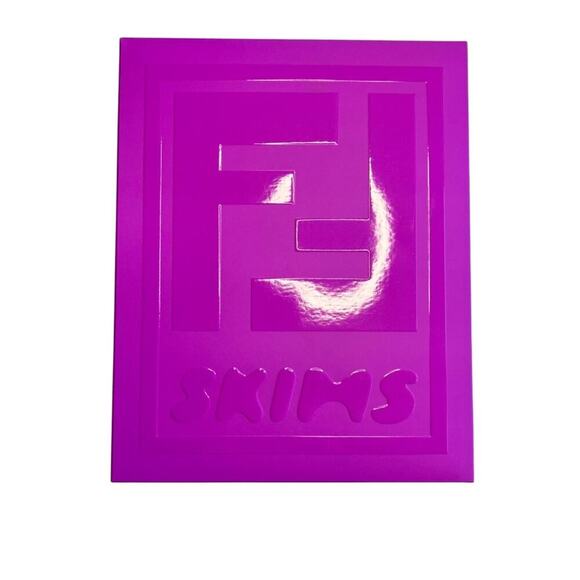 FENDI x SKIMS Mock Neck Long Sleeve Bodysuit - Picture 4 of 11